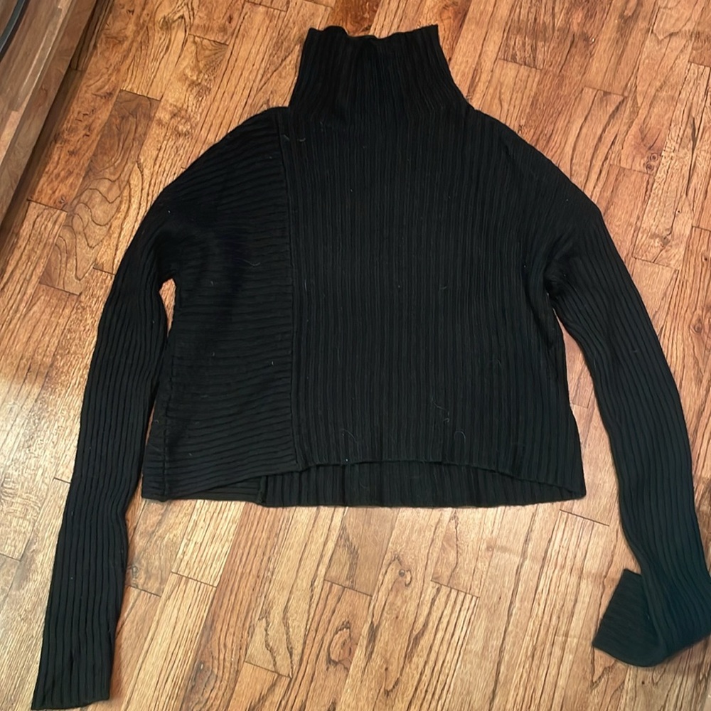 The Range Cashmere Blend Sweater in Black Revolve